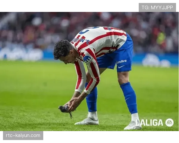 马竞官方：后卫吉梅内斯内收肌受伤，预计缺阵四周