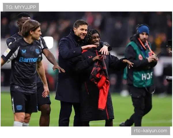 罗马诺：拜仁慕尼黑已接触哈维·阿隆索，邀其下赛季执教